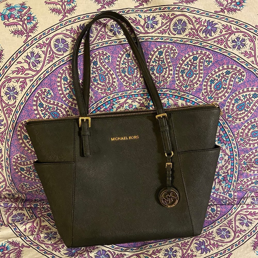 Michael Kors Jet Set Large Leather Tote